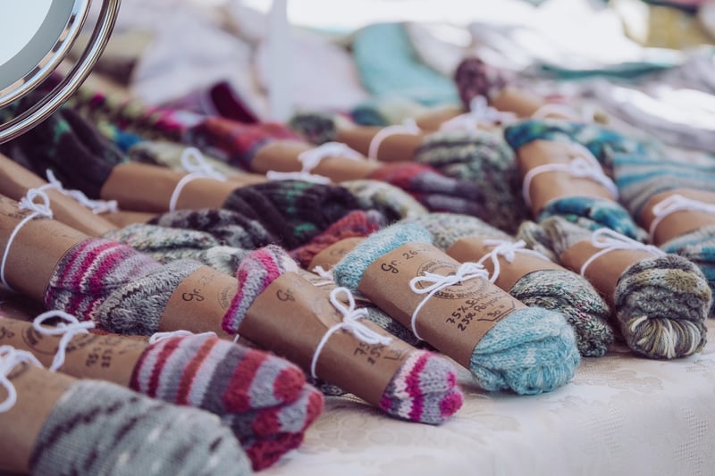 Craft puppets from socks